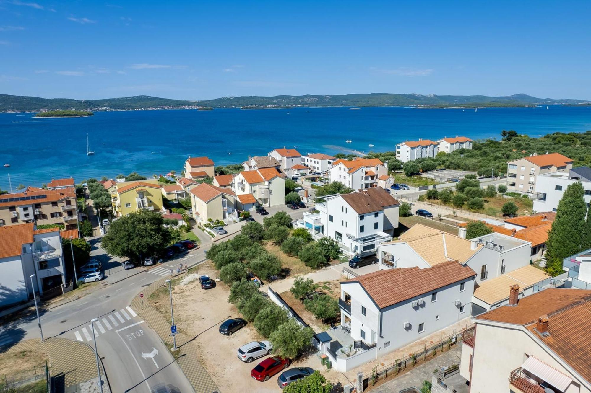 Residence Jonathan Біоград-на-Мору Екстер'єр фото